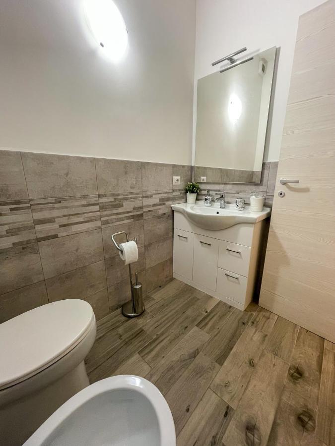 Apartamento Dea Dreams - Piazzale Lodi Near Fondazione Prada Milán Exterior foto